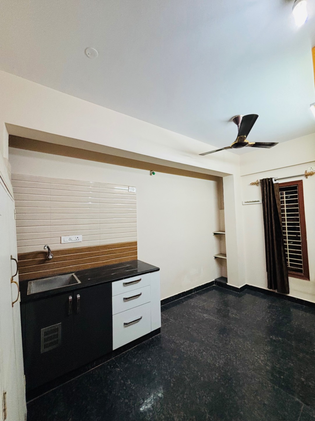 RK for rent in BTM Layout, Bangalore - Easylivin'